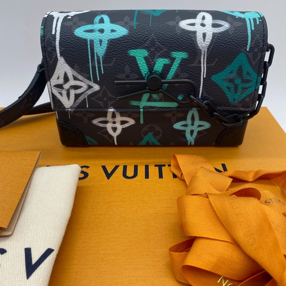 SOLD!!Louis Vuitton Monogram Eclipse Steamer Wearable Wallet Graffiti Multicolor - Picture 14 of 15